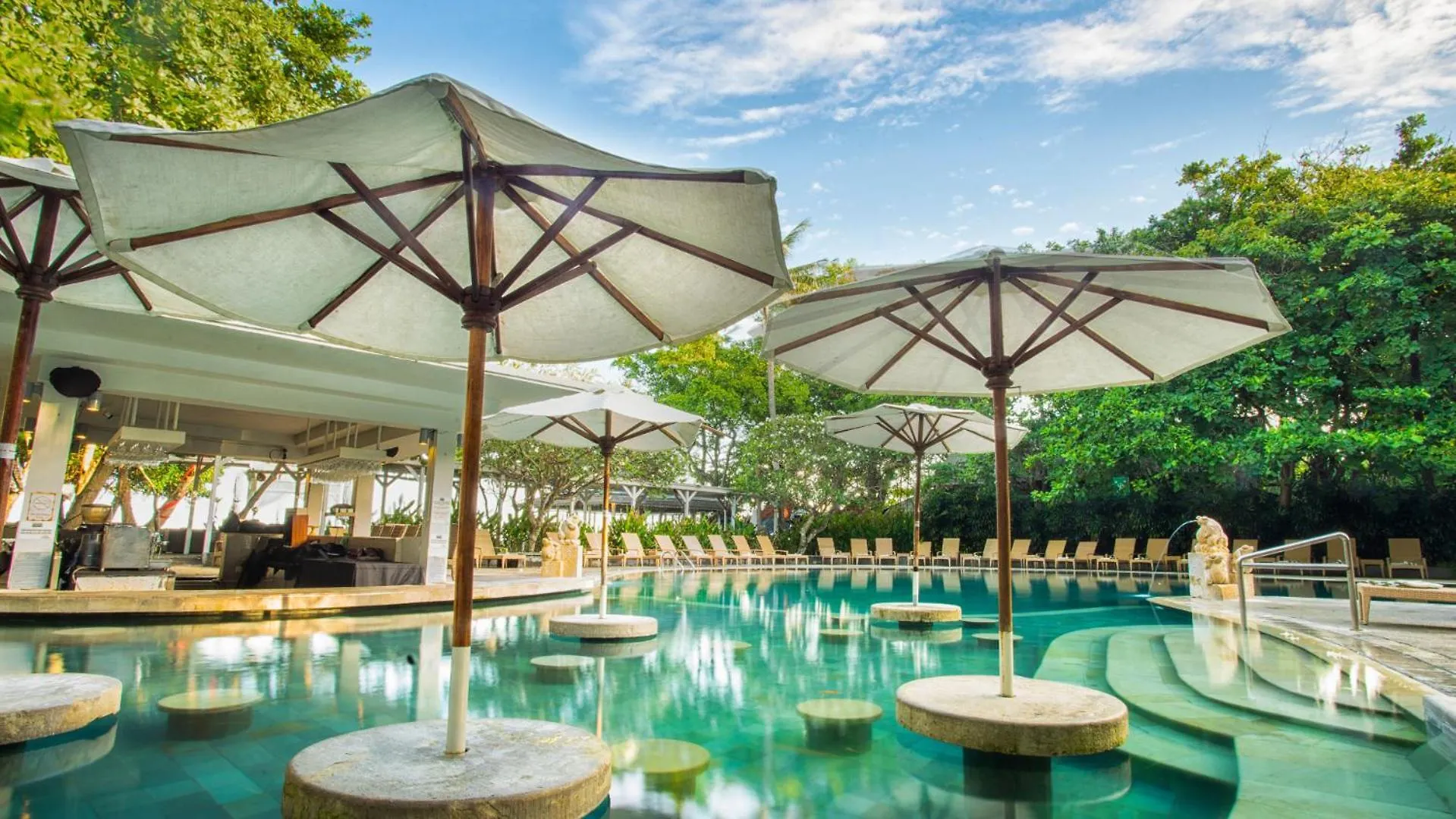 Bali Garden Beach Resort Kuta Lombok