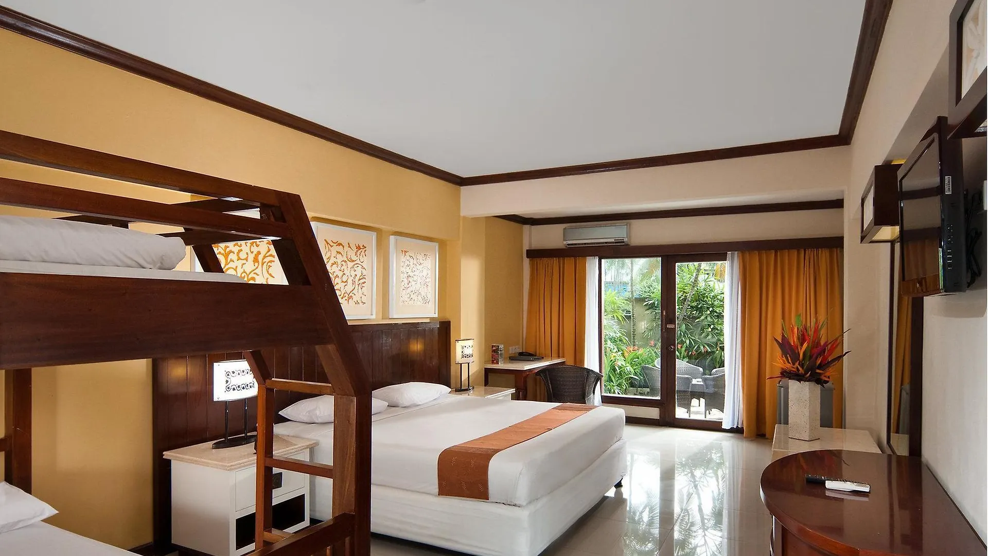 Bali Garden Beach Resort Kuta Lombok